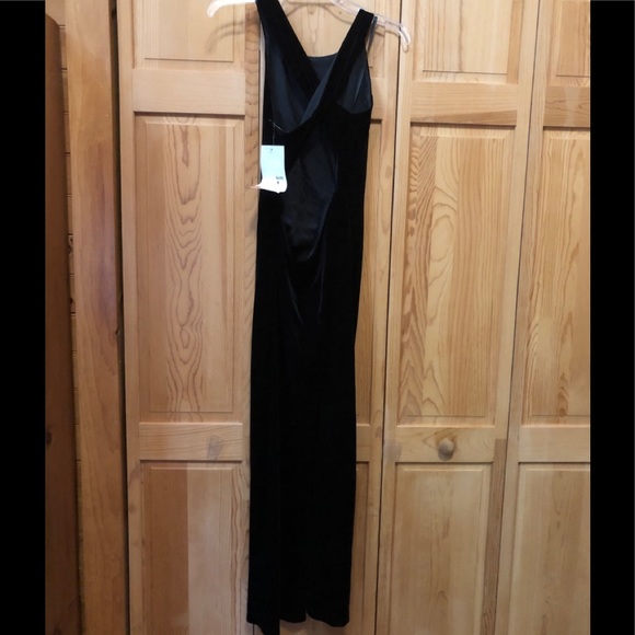Ladies Formal Black Dress - Picture 3 of 5